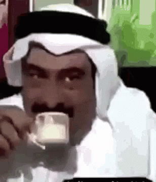 tenor.gif