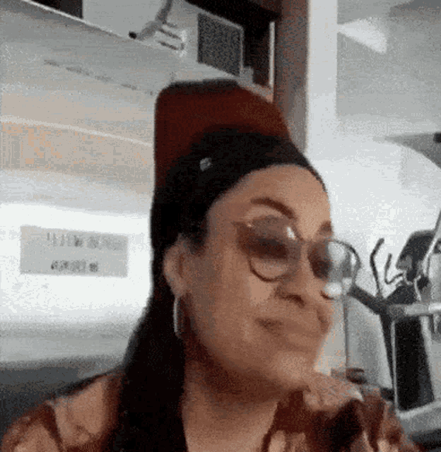 Raven Symone Meme GIF - RavenSymone Meme Laugh - Discover & Share GIFs
