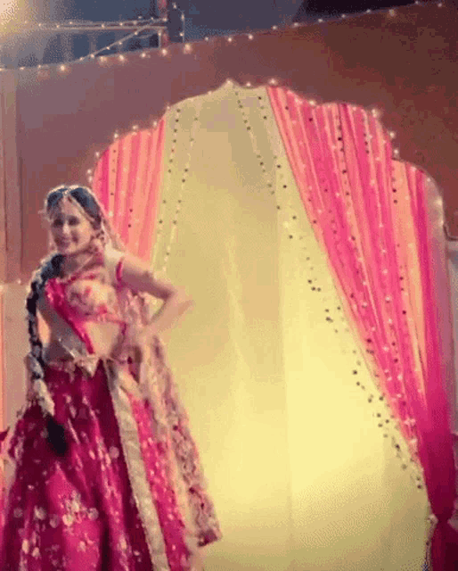 Yehrishteyhainpyaarke Rheasharma GIF - Yehrishteyhainpyaarke Rheasharma Mishbir - Discover & Share GIFs