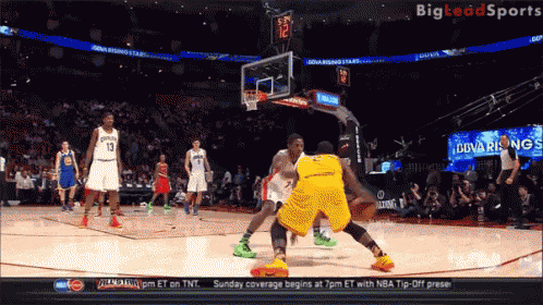 Kyrie Irving GIF - Kyrie Irving Crossover - Discover ...