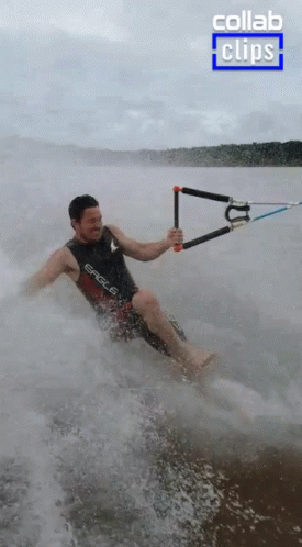 Water Skiing Fail Ouch GIF - WaterSkiingFail Ouch Tumble - Discover.