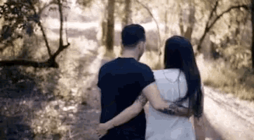 Resultat d'imatges de couple gif