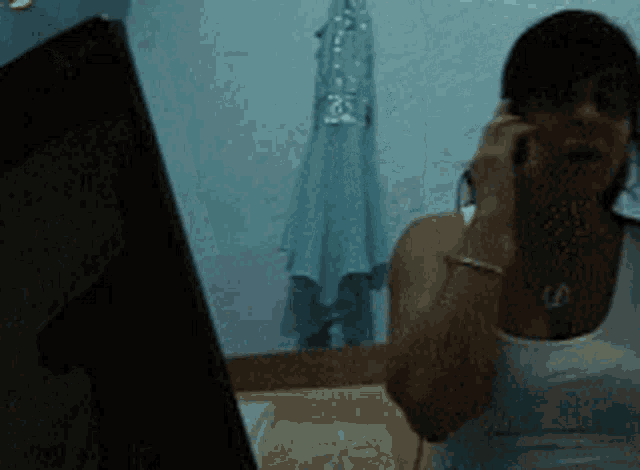 tenor.gif?itemid=18045131