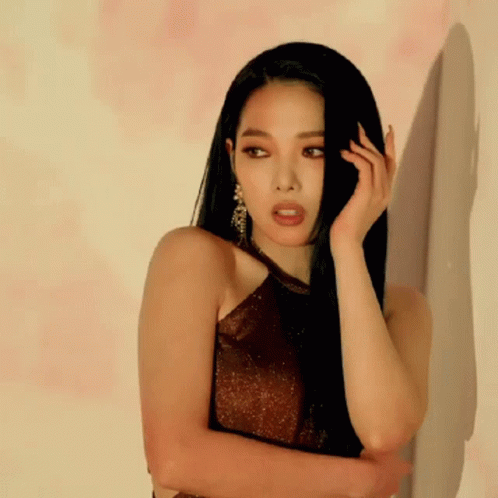 Kard Red Moon GIF - Kard RedMoon Somin - Discover & Share GIFs