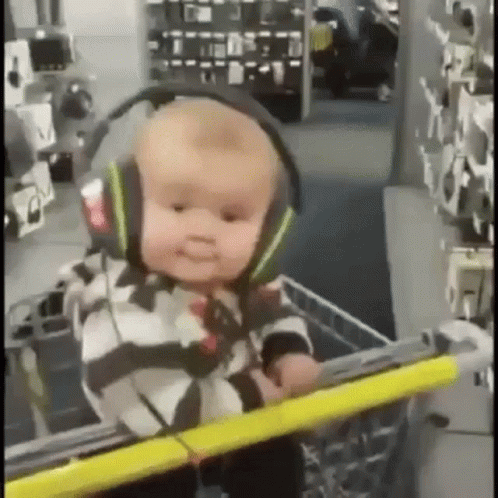 Bebe Auriculares Gif Bebe Auriculares Music Descubre Comparte Gifs Bebe Auriculares Gif Bebe Auriculares Music Descubre Comparte Gifs