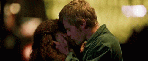 Lovesick Netflix Evie Douglas Gif Lovesicknetflix Love Lovesick