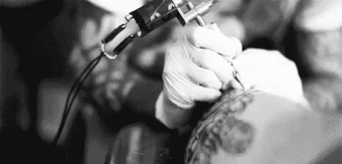 Tattoo Artist GIF - Tattoo Tattoos - Descubre & Comparte GIFs