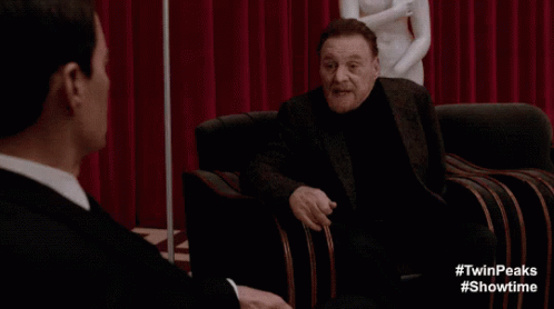 Is It Future Or Is It Past? GIF - TwinPeaks TwinPeaksTheReturn TwinPeaksSeries - Discover & Share GIFs