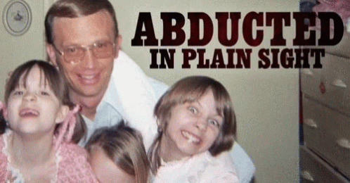 Abducted In Plain Sight Abducted In Plain Sight Reaction GIF - AbductedInPlainSight AbductedInPlainSightReaction Wtf GIFs