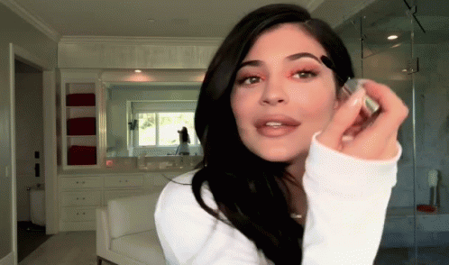 Kylie Makeup GIF - Kylie Makeup Eyebrows - Discover & Share GIFs