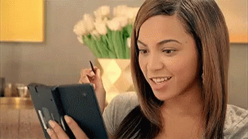 Beyonce Phone GIF - Beyonce Phone Laughing - Discover & Share GIFs