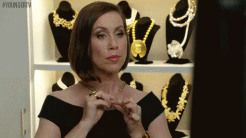 Résultat de recherche d'images pour "diana younger necklaces"