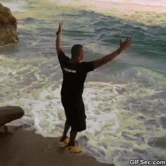 Scared Waves GIF - Scared Waves Run GIFs