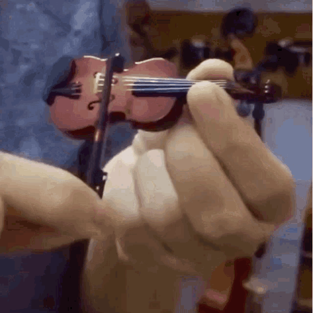 Violin Tiny GIF - Violin Tiny Cute GIFs