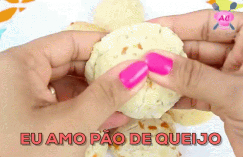 Resultado de imagem para gif pães de queijo