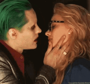 Harley Quinn Joker Kiss Gif Harleyquinnjoker Kiss Suicidesquad Discover Share Gifs