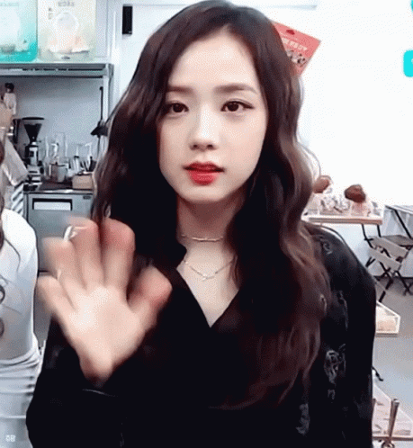jisoo black pink gif