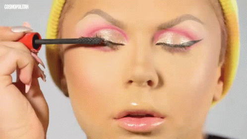 Mascara Application GIF - Mascara Application ApplyingMascara - Discover &  Share GIFs