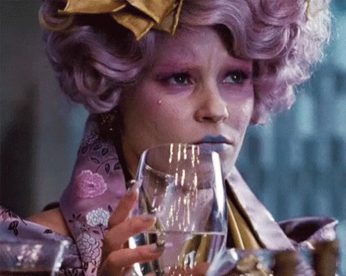 Effie Elizabeth Banks GIF - Effie ElizabethBanks TheHungerGames GIFs