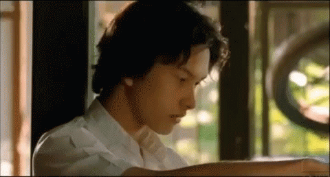 Aadc Adaapadengancinta GIF - Aadc Adaapadengancinta Melirik GIFs