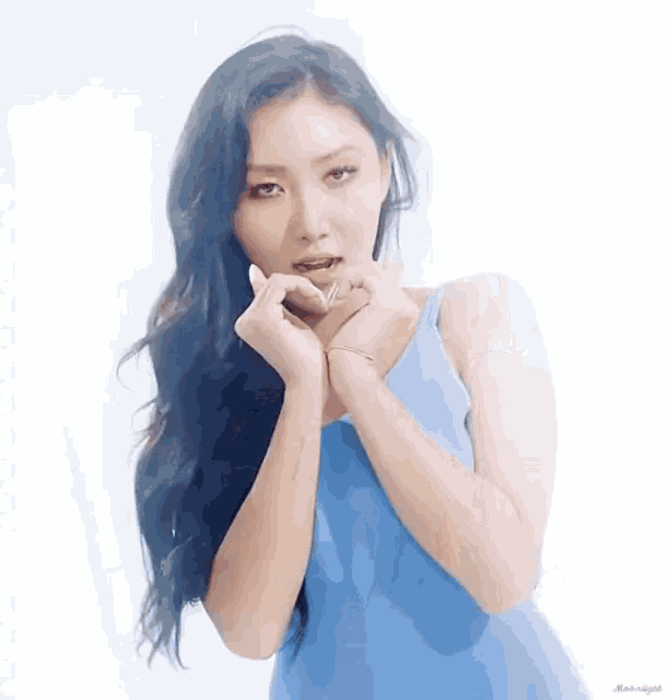 Hwasa Mamamoo Gif Hwasa Mamamoo Hyejin Discover Share Gifs