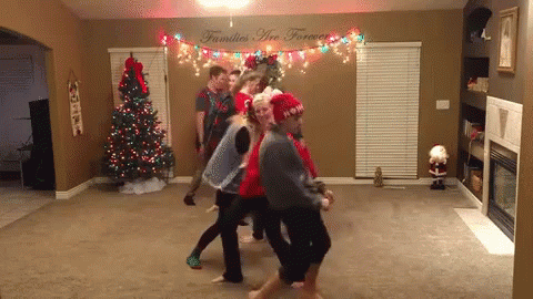 Family Christmas GIFs | Tenor