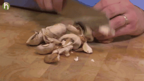 How To Make Cream Of Wild Mushroom Soup GIF - Soup Howdini ...