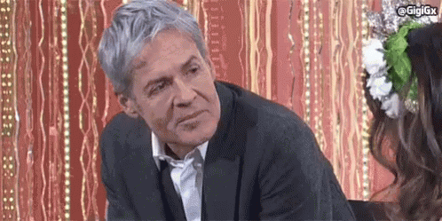 Risultati immagini per CLAUDIO BAGLIONI GIF