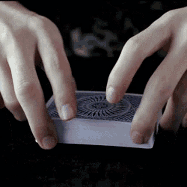 Voici la meilleure façon de mélanger son jeu de cartes - Ça m'intéresse