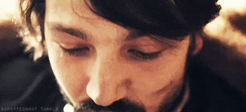 https://media1.tenor.com/images/6b4b641ac254742f754d52c1c6028212/tenor.gif?itemid=7556793