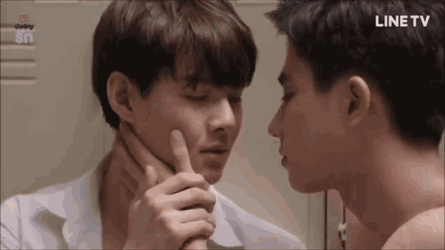Gay hand job video - Man Fuck Pics Cute Males Trannies red
