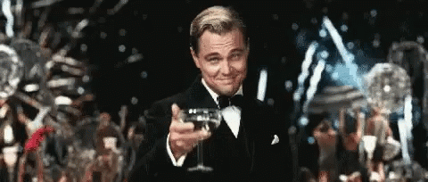 Leaonardo Di Caprio Happybirthday GIF - LeaonardoDiCaprio Happybirthday Cheers GIFs