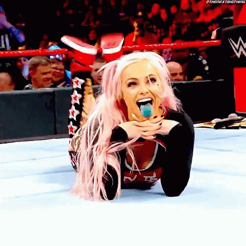 Картинки по запросу wwe liv morgan hot