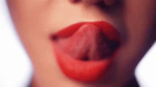 lamer labios