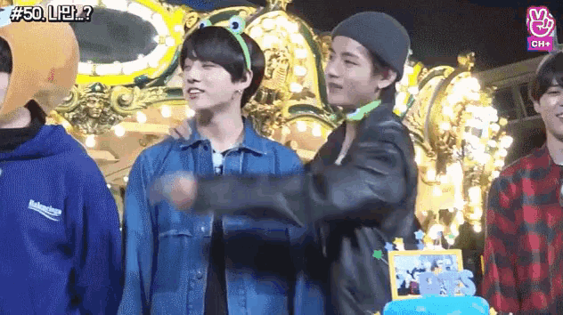 ë°©í ëì´ëì° ëì´ê³µì 롯ë°ìë ë°©íìë
ë¨ GIF - Bts AmusementPark LotteWorld GIFs