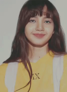 Lisa Blackpink Gif Lisa Blackpink Smile Discover Share Gifs