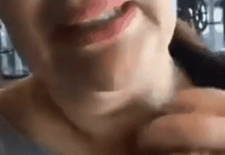 Papada Slime GIF - Papada Slime Neck GIFs