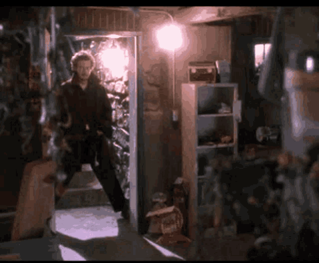 Kevin Home Alone Gif Kevin Homealone Burglar Discover Share Gifs Kevin Home Alone Gif Kevin Homealone Burglar Discover Share Gifs