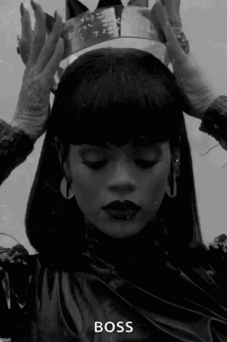 Rihanna Crown GIF - Rihanna Crown Queen - Discover & Share GIFs