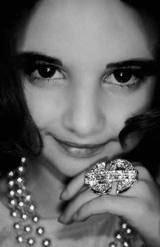 Bling Jewelry GIF - Bling Jewelry Ring GIF's