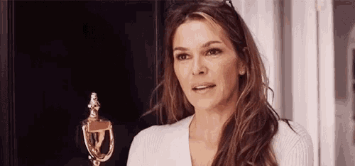 Separated At Birth Paige Turco GIF - SeparatedAtBirth PaigeTurco ElizabethMarshall - Descubre &amp; Comparte GIFs