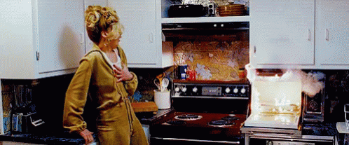 Something Might Have Gone Wrong GIF - JLaw JenniferLawrence Oven GIFs