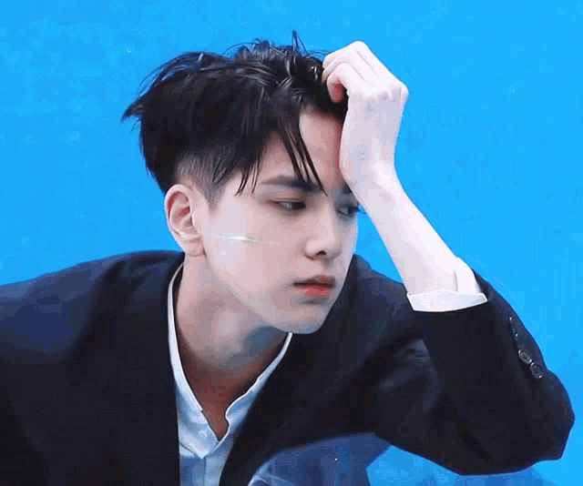 The Boyz Younghoon GIF - TheBoyz Younghoon KimYounghoon - Descubre ...