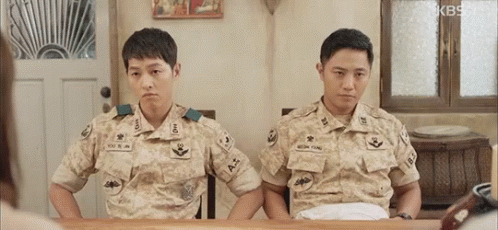 Descendantsofthesun Yoosjijin GIF - Descendantsofthesun Yoosjijin Yooshijin GIFs
