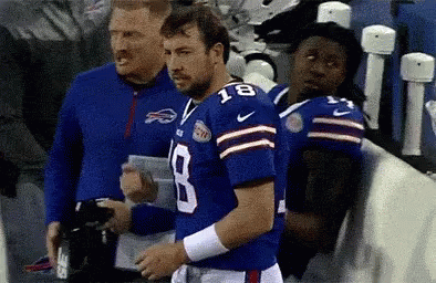 Kyle Orton GIF - Kyle Orton Dipping - Discover & Share GIFs