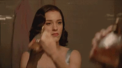 「Rachel Brosnahan gif」的圖片搜尋結果"