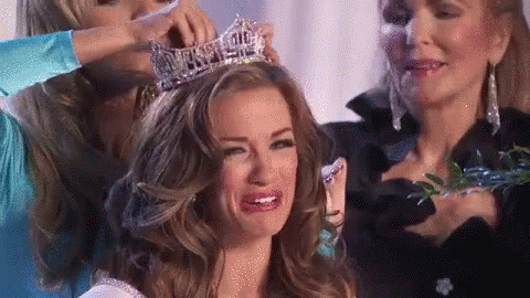 Pageant Winner GIF - Pageant Winner Crown - Discover & Share GIFs