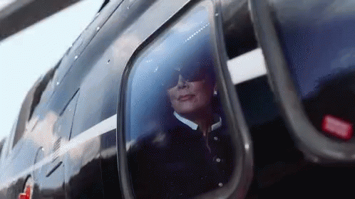 Resultado de imagem para helicopter kardashian gif