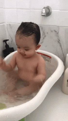 Baby Bath GIFs | Tenor
