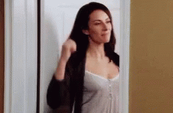 Laura Benanti dancing